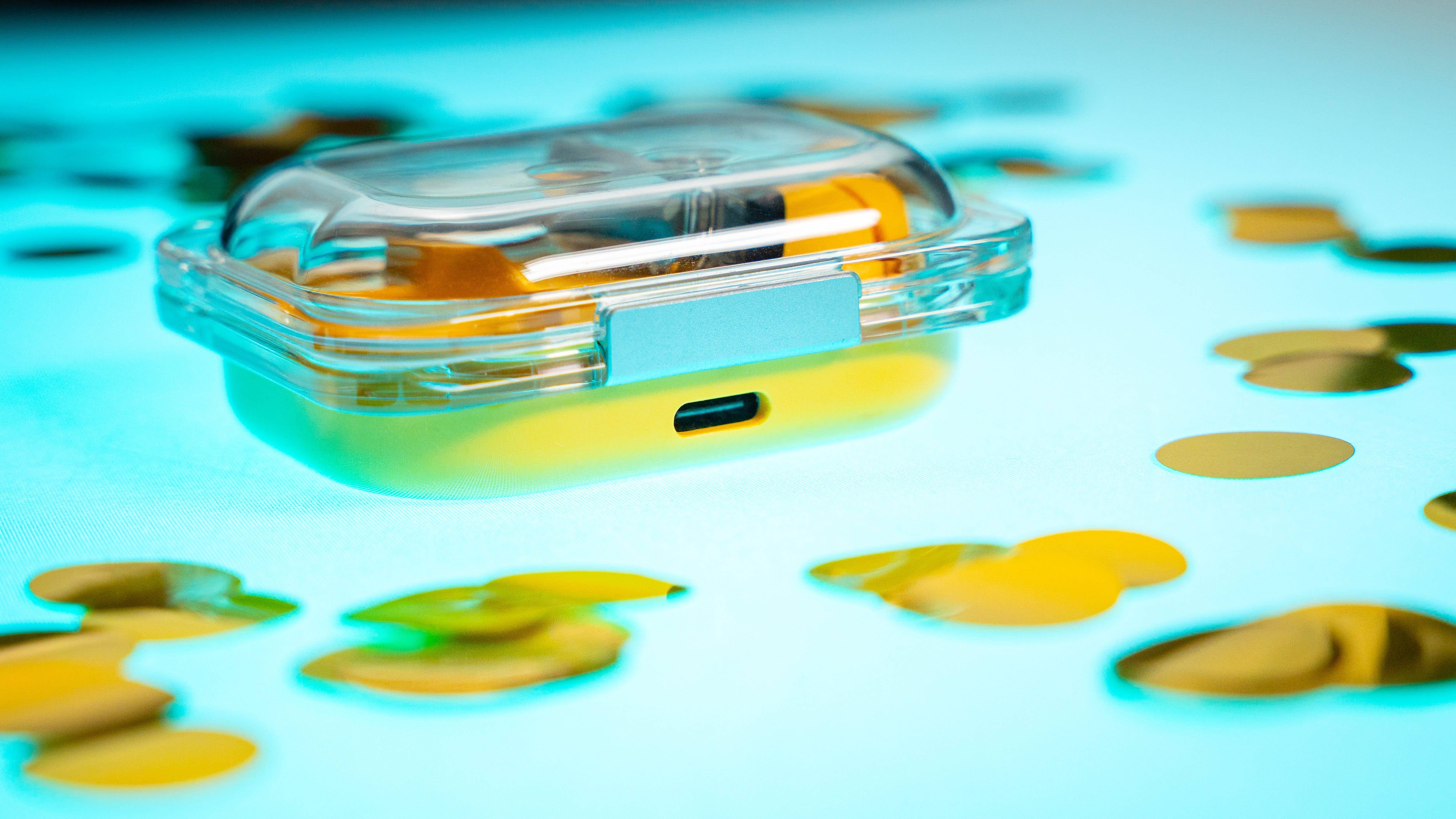 Le port USB des Nothing Ear (a)