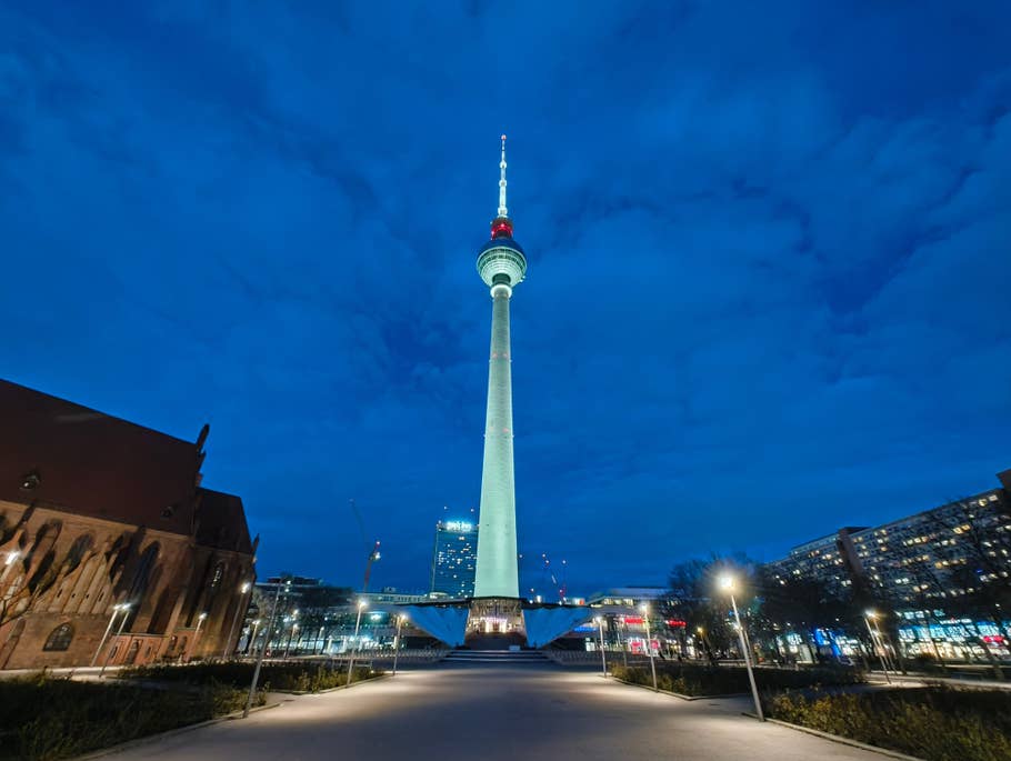 Photo de nuit prise avec le Nothing Phone (2a)