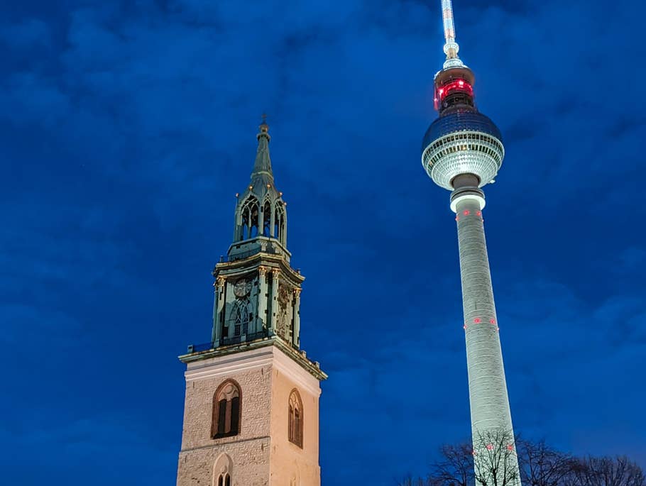 Photo de nuit prise avec le Nothing Phone (2a)