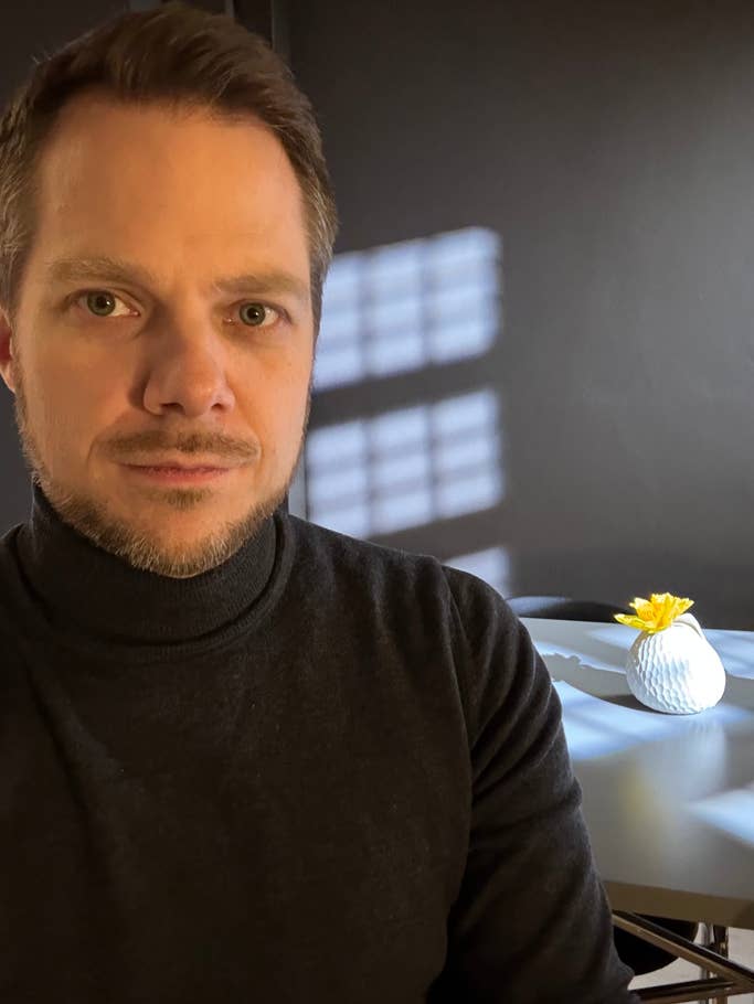 Selfie avec lu0027Apple iPhone 16e - Caméra selfie