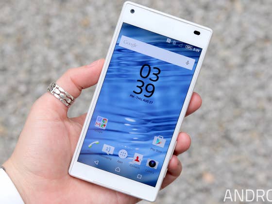 Test du Xperia Z5 Compact : le "mini" haut de gamme de Sony