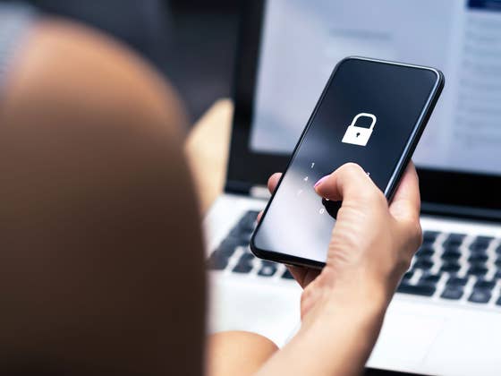 Google Authenticator: Cette nouvelle fonction est parfaite si vous avez plusieurs appareils