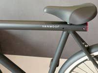 vanmoof-electrified-s-back-light.jpg