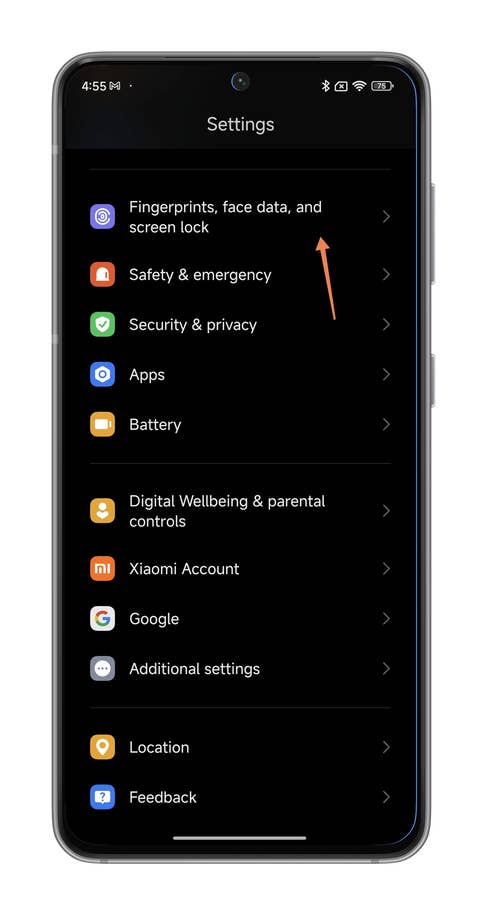 Captures du0027écran de HyperOS montrant comment réduire la luminosité du lecteur du0027empreintes digitales