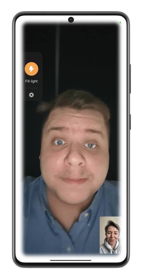 Capture du0027écran montrant comment utiliser la fonction Fill Light de Xiaomi pour éclairer vos appels vidéo en basse lumière