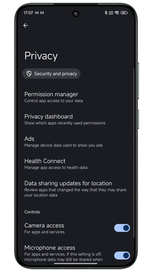 Capture du0027écran de Xiaomi HyperOS montrant les paramètres de sécurité et confidentialité